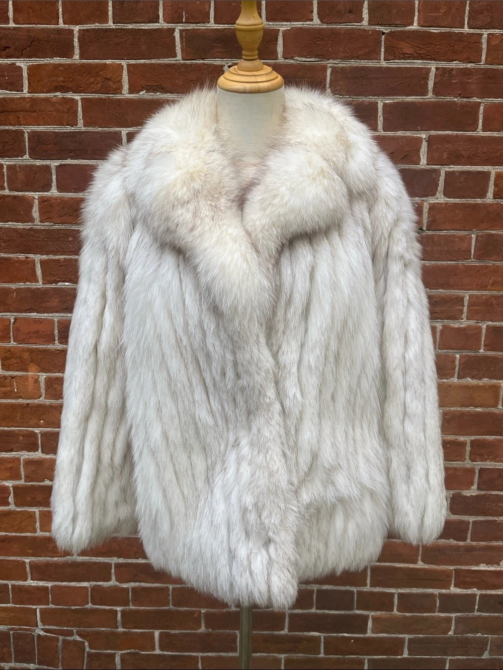 Vintage SAGA FOX White Fur Coat Blue Fox
